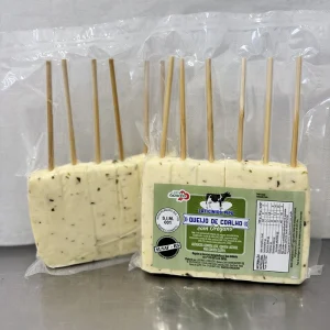 Queijo de Coalho com Orégano Espetinho